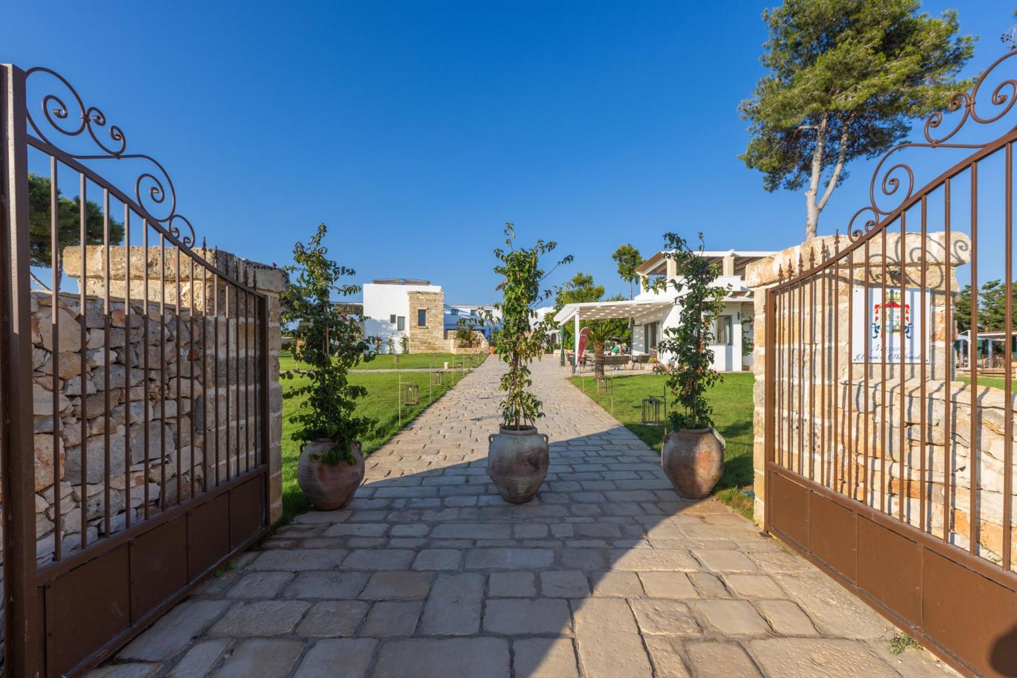 Masseria Baroni Di Montesardo Lido Marini Bagian luar foto